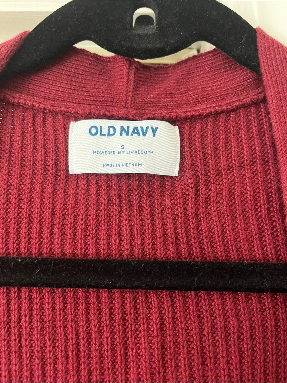 Old Navy Women's Open-Front Wine Red Cardigan with Pockets